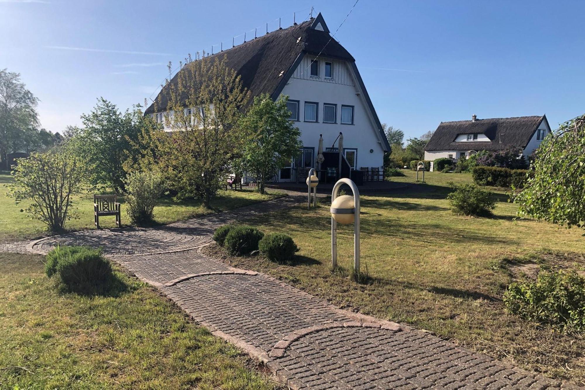 Suederhaus Hiddensee App 8 Neuendorf  Екстер'єр фото